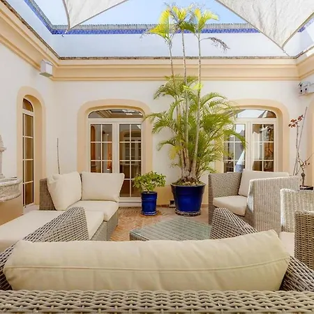 Luxury With Gym, Jacuzzi And Swimming Pool Villa *