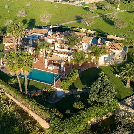 Luxury With Gym, Jacuzzi And Swimming Pool