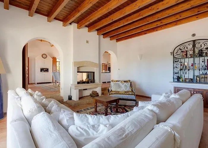 Luxury With Gym, Jacuzzi And Swimming Pool ラゴス