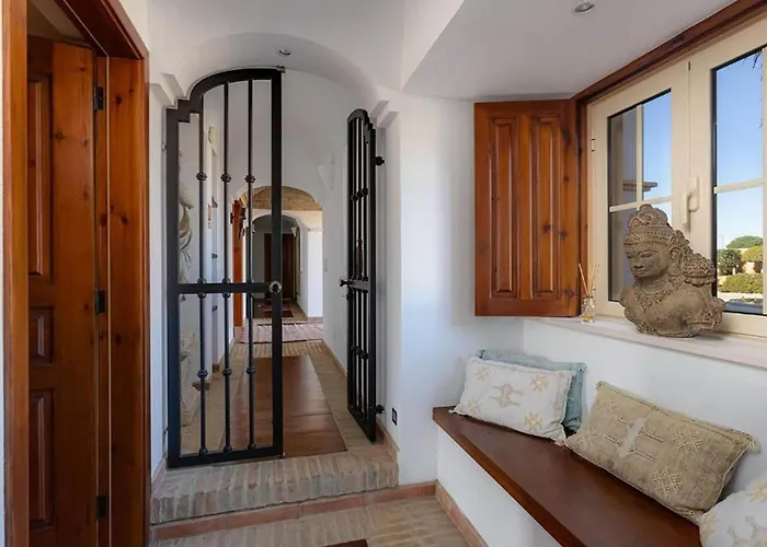 Luxury With Gym, Jacuzzi And Swimming Pool ラゴス