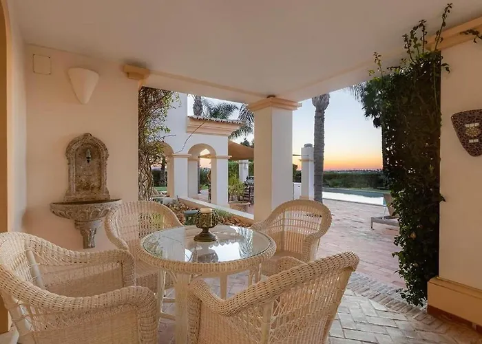 Luxury With Gym, Jacuzzi And Swimming Pool ヴィラ