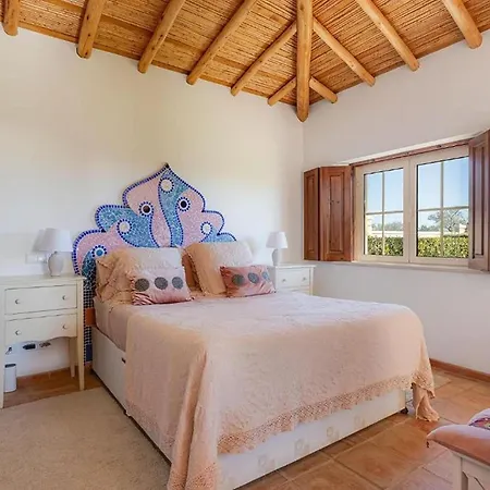 Luxury With Gym, Jacuzzi And Swimming Pool